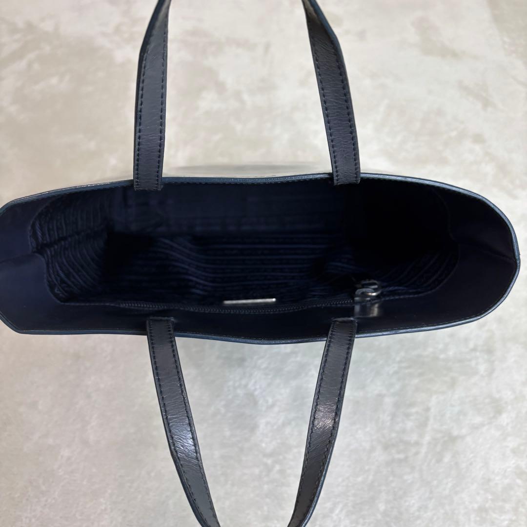 PRADA　プラダ　トートバッグ　手提げ　鞄　パテントレザー　紺　収納袋