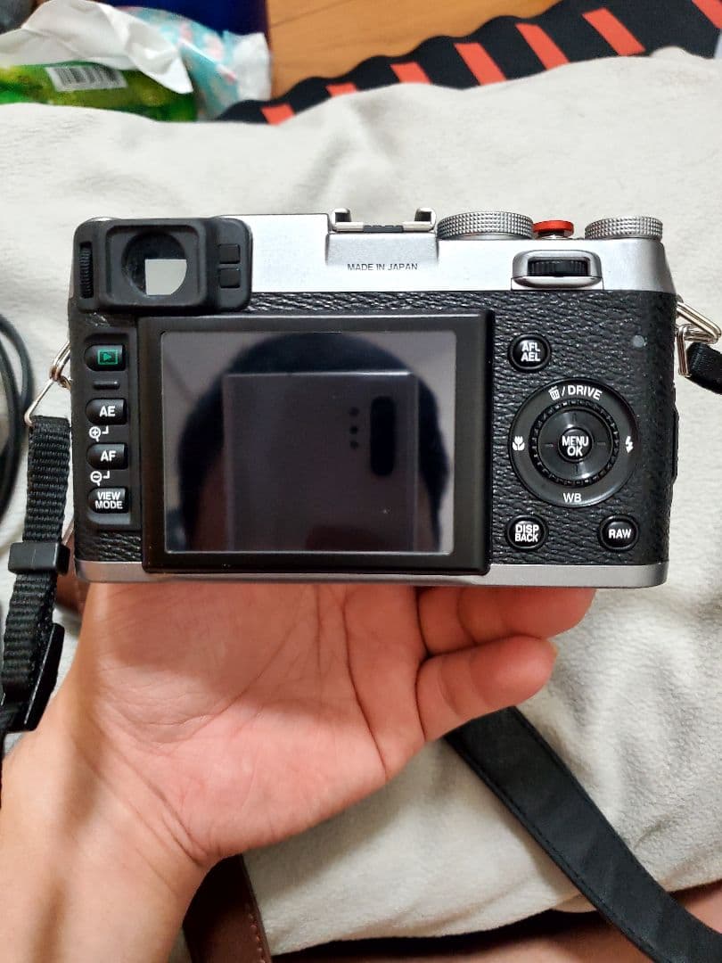 Fujifilm Finepix X100 ミラーレスカメラ 本体