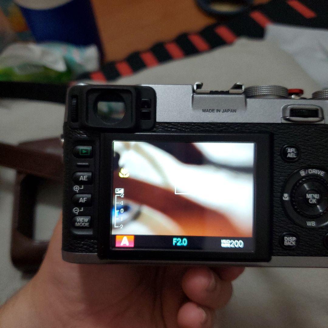 Fujifilm Finepix X100 ミラーレスカメラ 本体