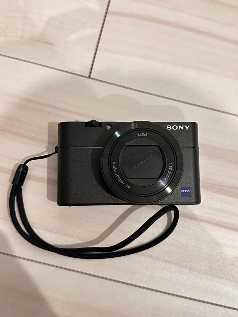 【美品】サイバーショット SONY DSC-RX100M5A