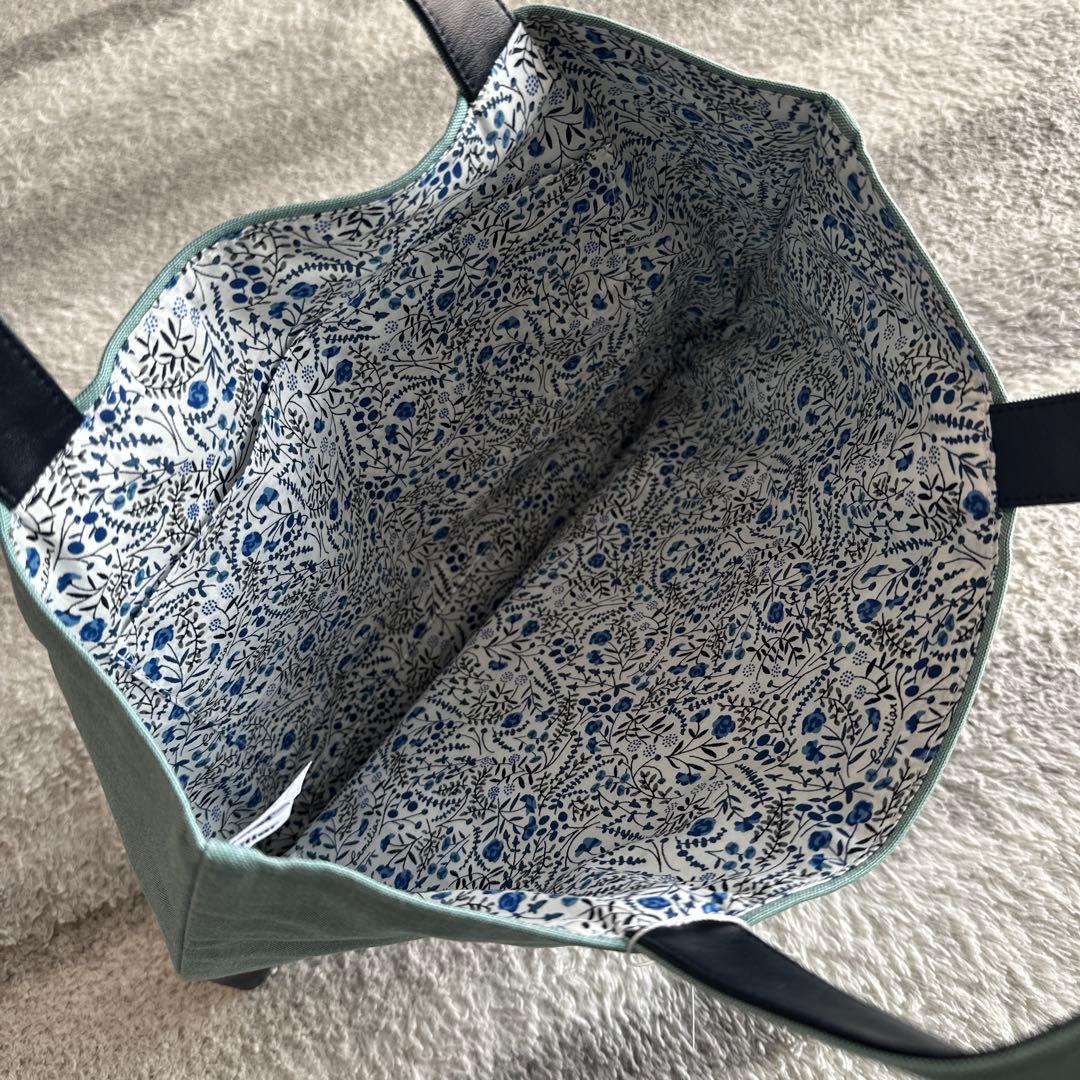 ほし様★ファミリア　ブック入れ