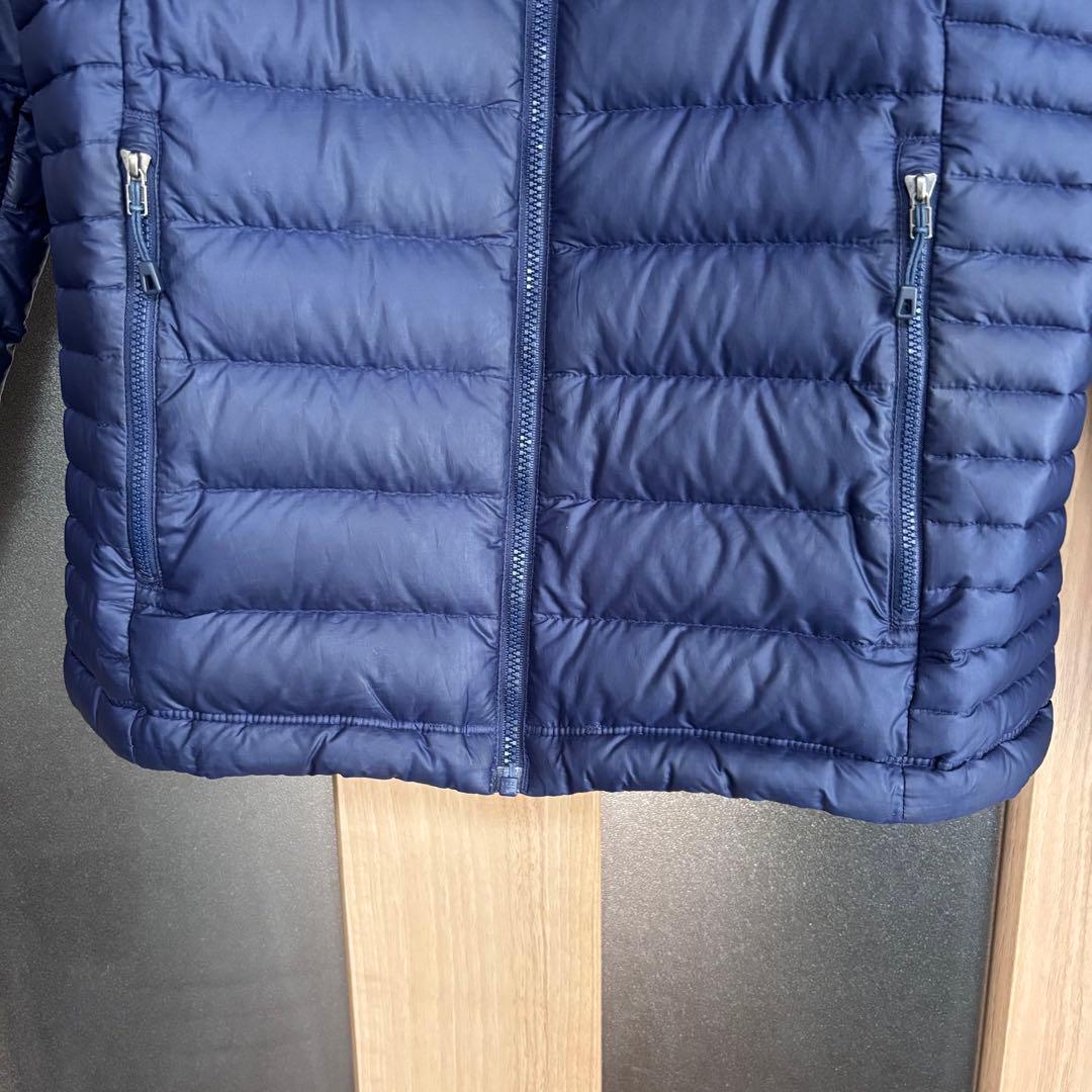 パタゴニア Patagonia ダウンセーターフーディ レディースSサイズ　紺