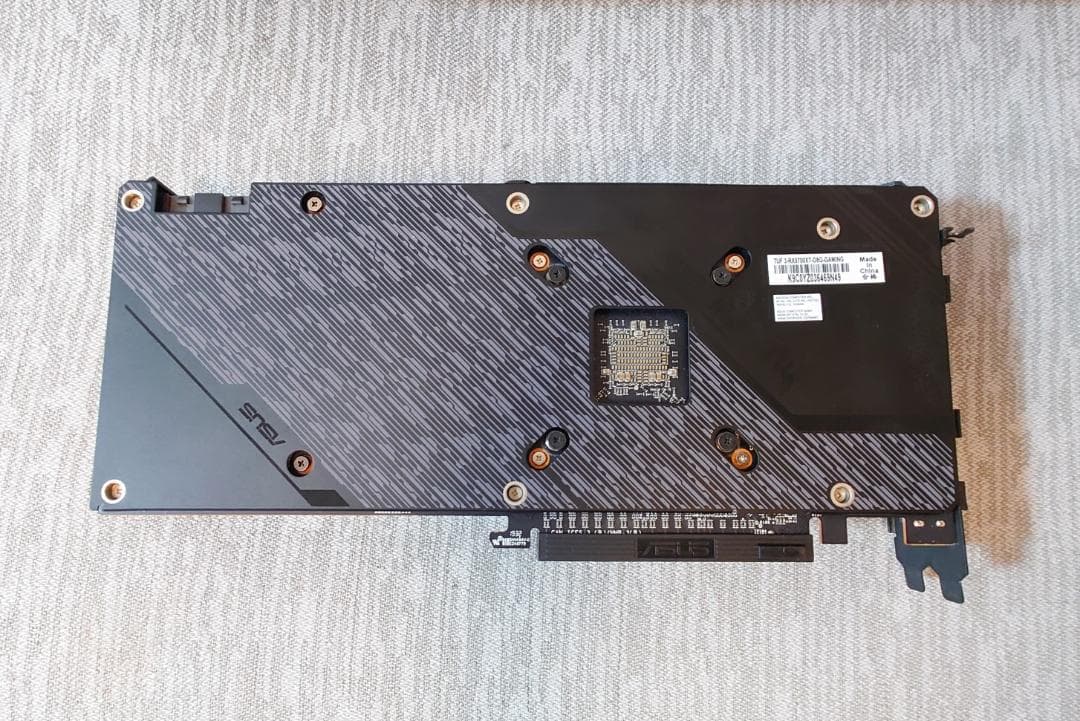 グラフィックボード・グラボ・ビデオカード ASUS RADEON RX 5700 XT TUF GAMING 8GB