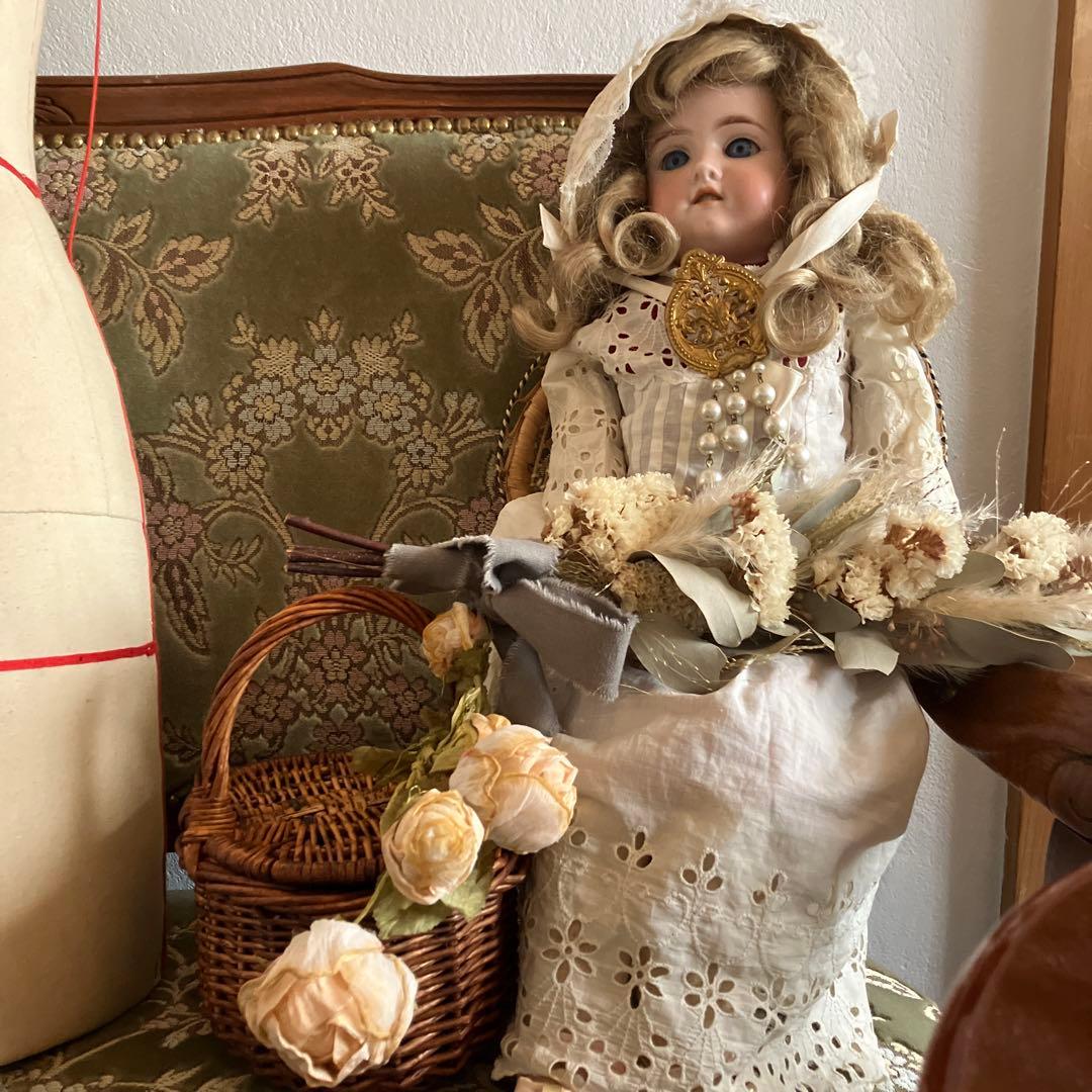 フランスアンティークミニパニエ　ローズ布花付き　ドール用パニエ　ミニバスケット