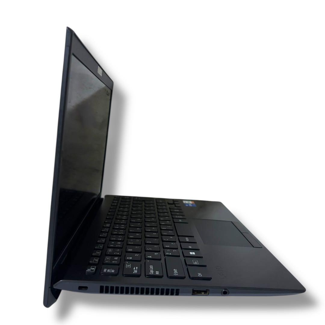 美品/2022年製/第12世代/VAIO Pro PG/16GB/SSD/464