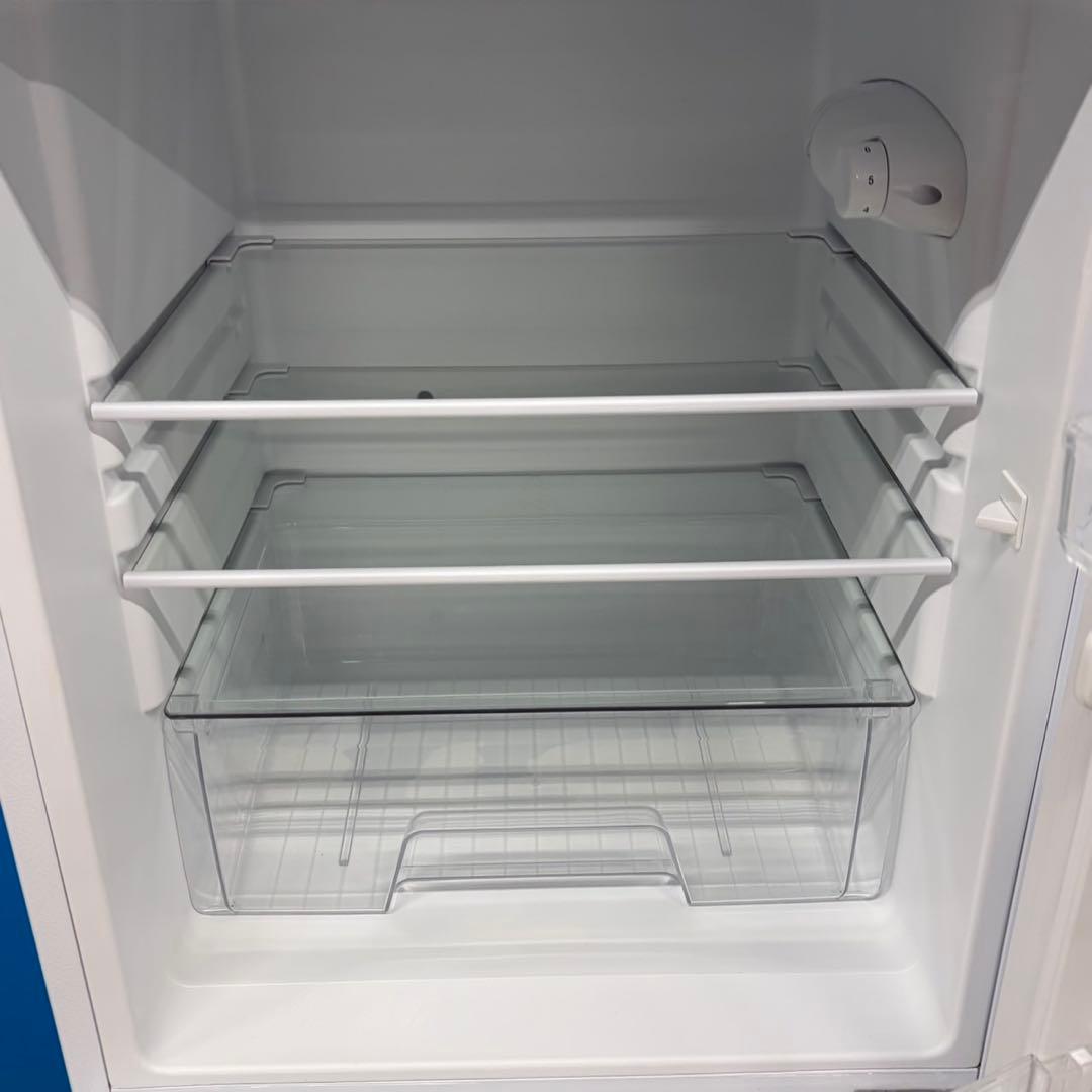 693 ホワイトカラー　冷蔵庫　小型　洗濯機　一人暮らし　極美品　半年保証付き