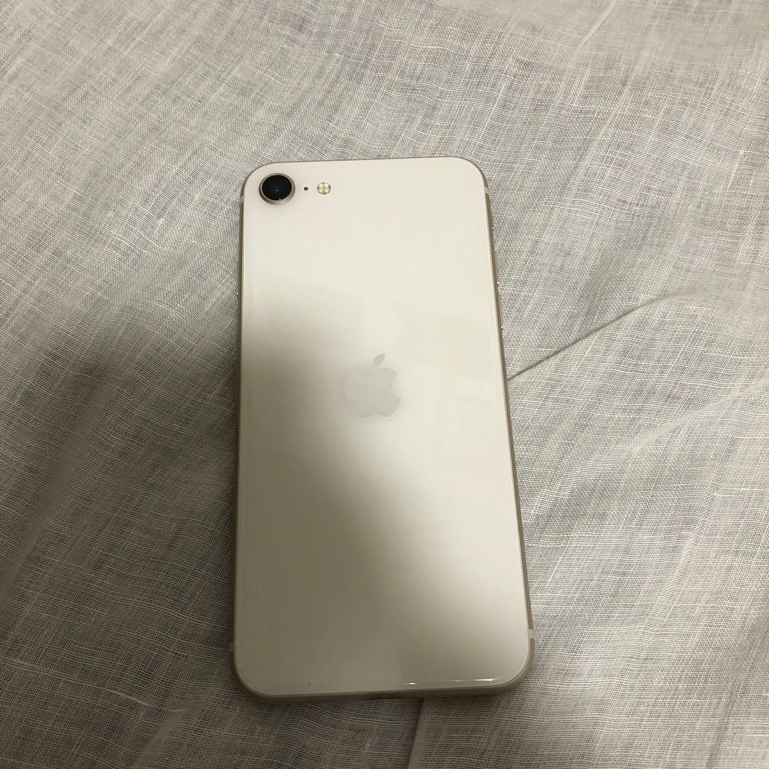 Apple iPhone SE (第3世代) 本体