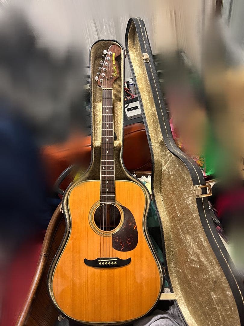 Fender 90’s Acoustic Guitar “California”