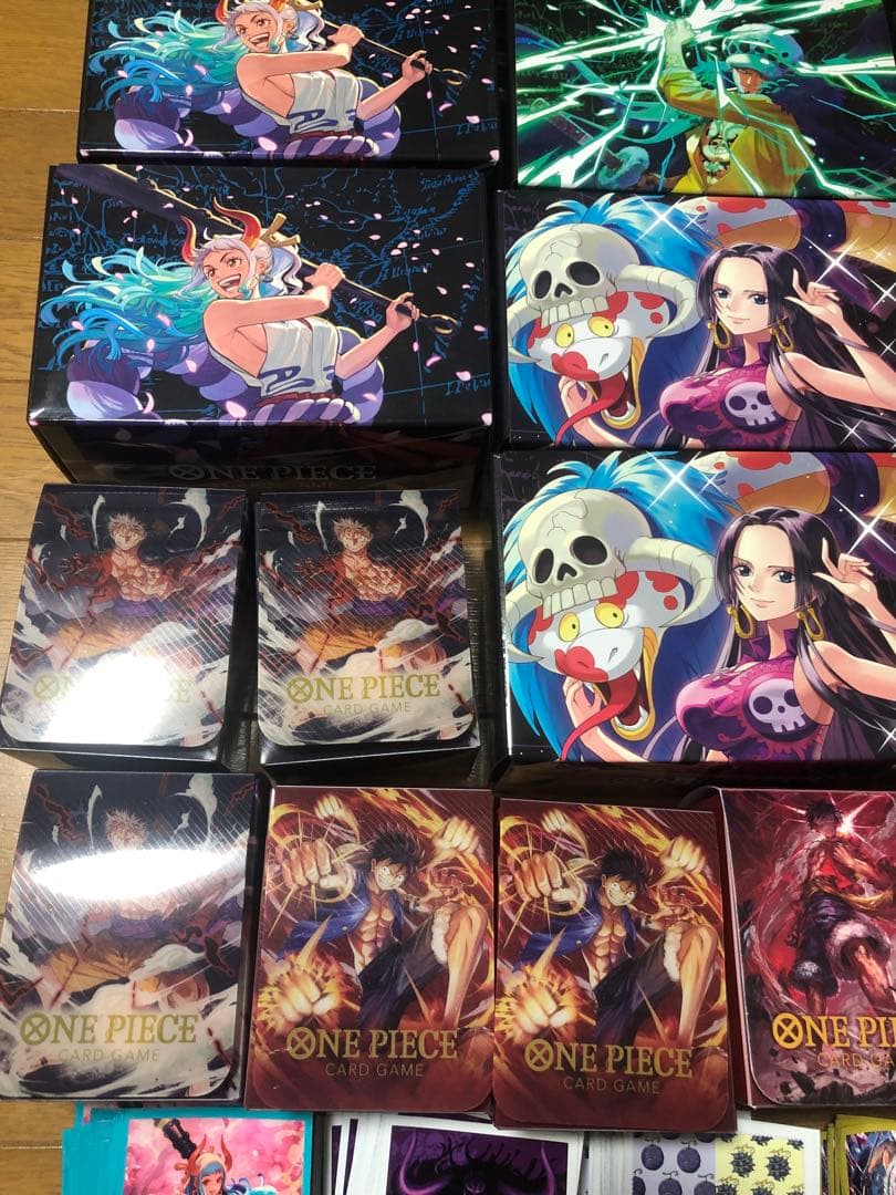 ワンピースカード　光り物のみ約3000枚他大量　まとめ売り　引退