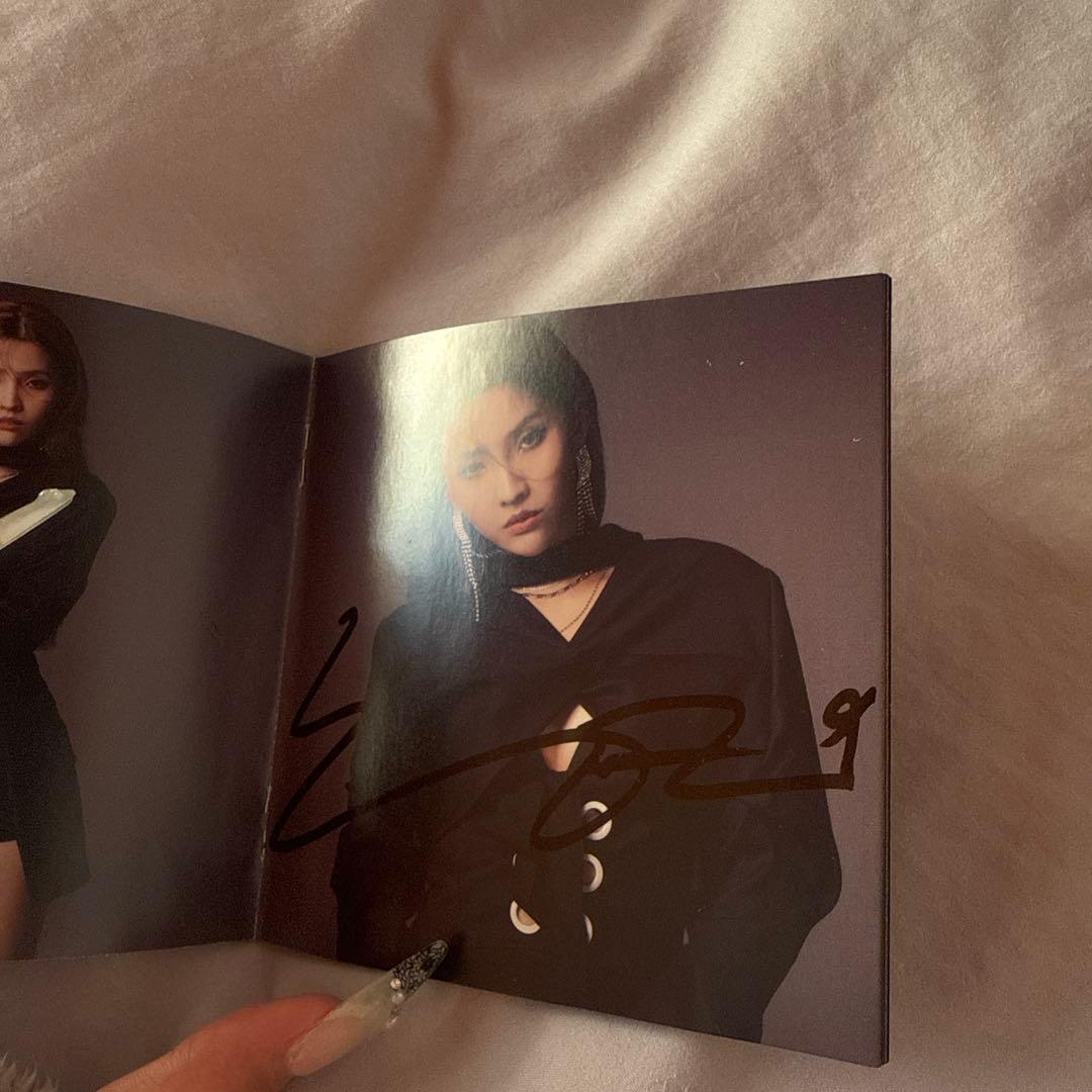 gidle サイン入りCD latata 全メンバー直筆サイン