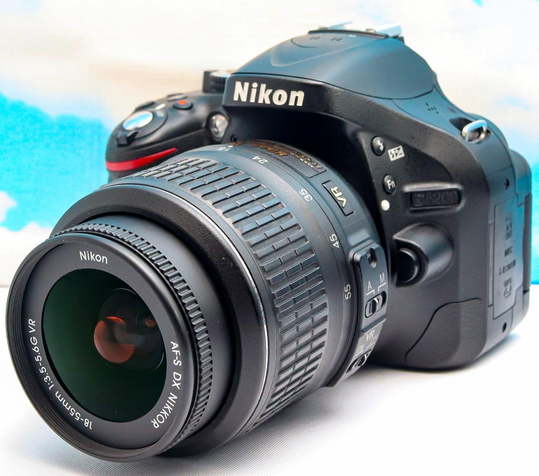 ニコン Nikon D5200⭐️スマホに転送⭐️超高画質⭐️動画OK⭐️