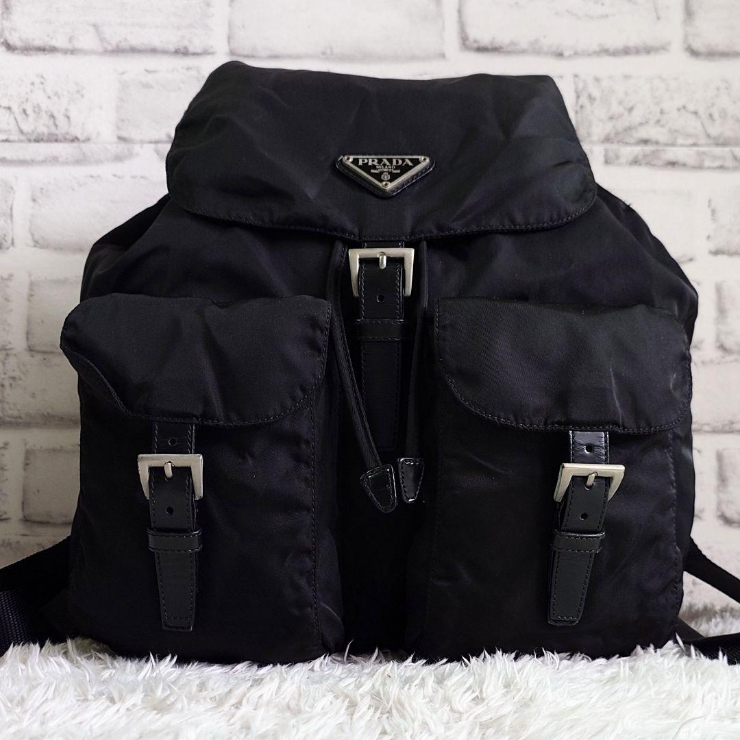 プラダ リュックサック 三角ロゴ ブラック ナイロン バックパック 巾着