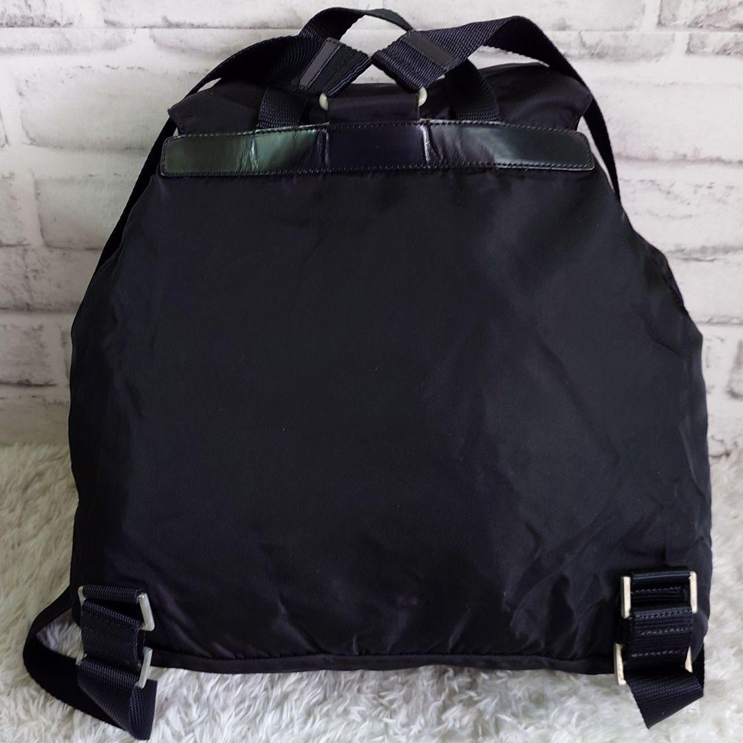 プラダ リュックサック 三角ロゴ ブラック ナイロン バックパック 巾着