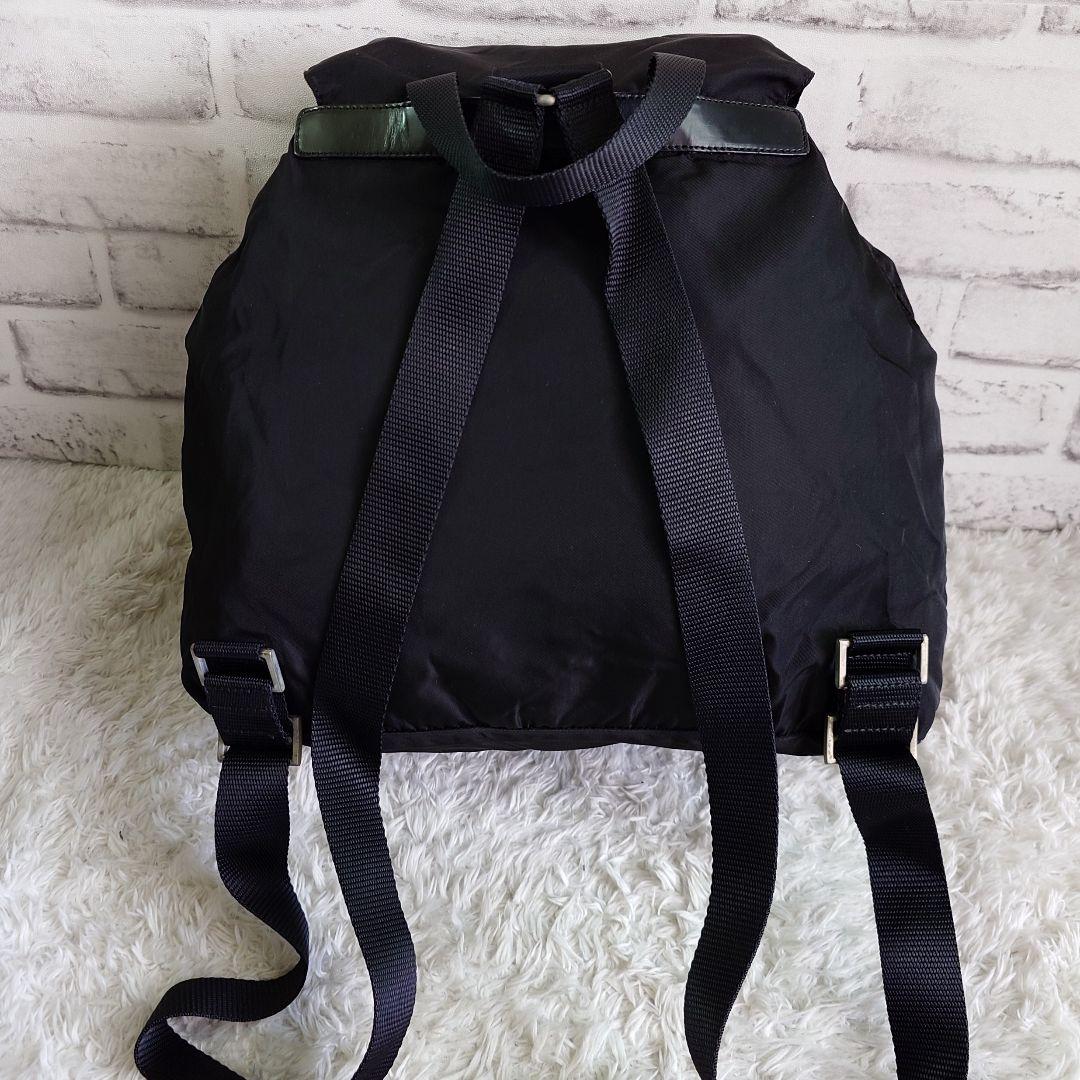 プラダ リュックサック 三角ロゴ ブラック ナイロン バックパック 巾着