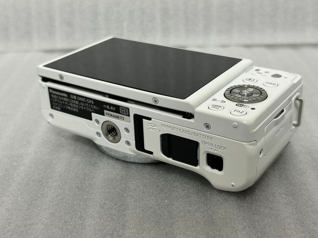 LUMIX DMC-GF6 ホワイト 充電器付き　252