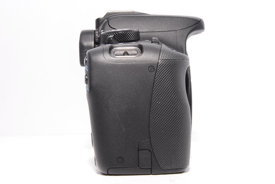 ✨良品 ソフトケース付き スマホ転送可能✨Canon Kiss X7レンズセット