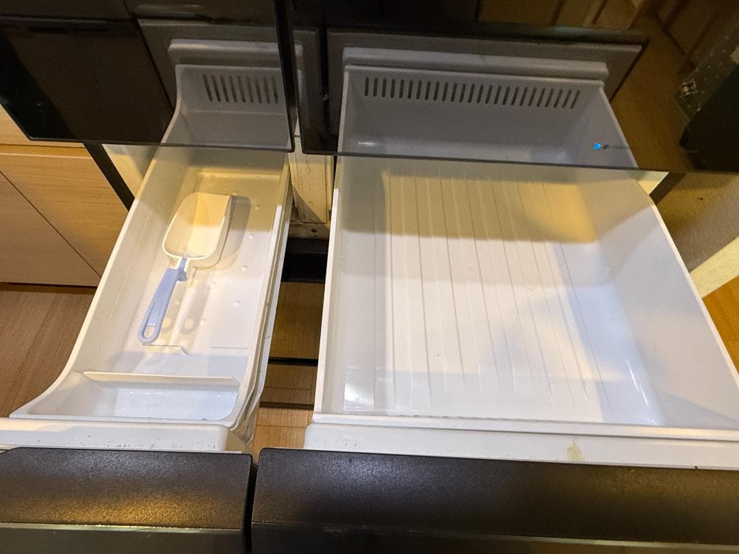 Panasonic NR-F552XPV-W ノンフロン 冷蔵庫 2017年製