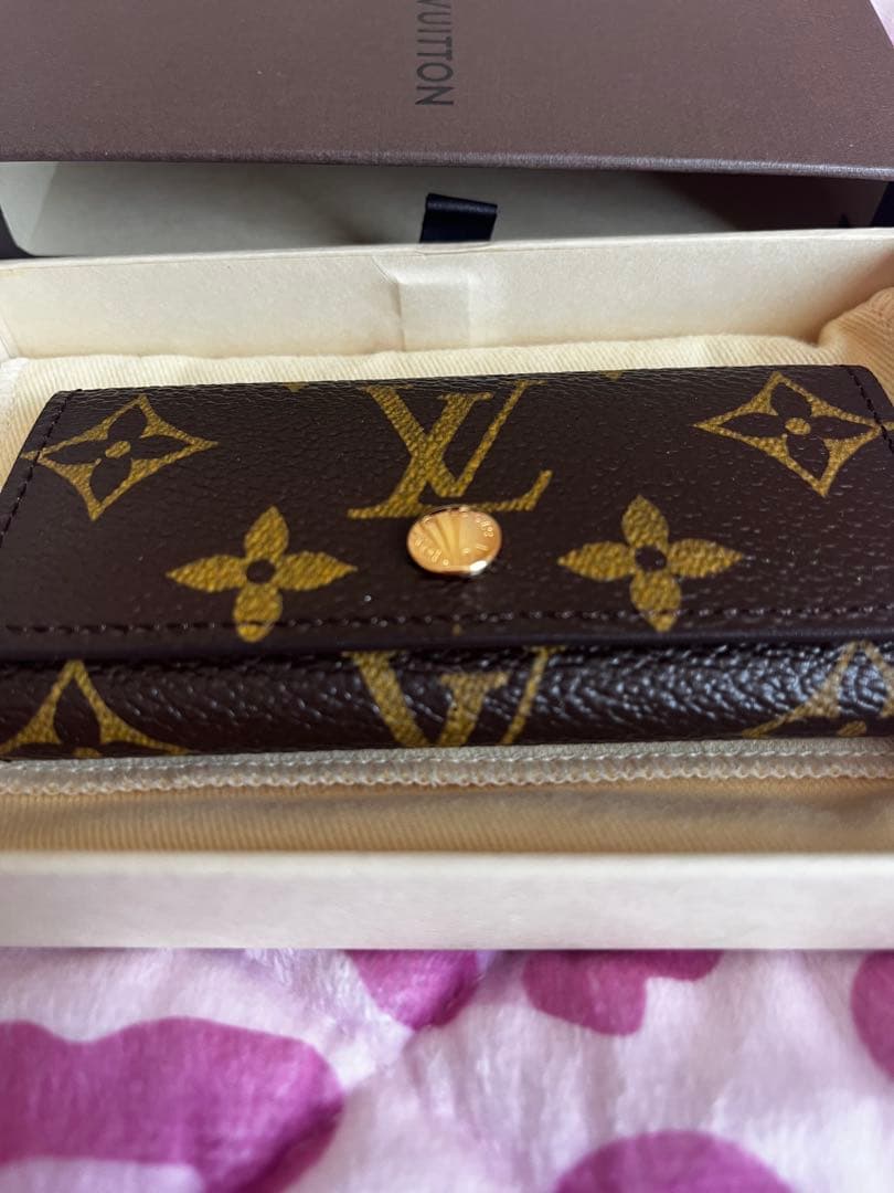 ルイヴィトン キーケース
