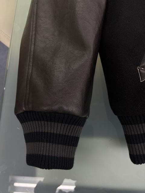 【Ｂ品ドットボタン不良】GRAF&WU音符サガラ刺繍ドンキー衿中綿スタジャン