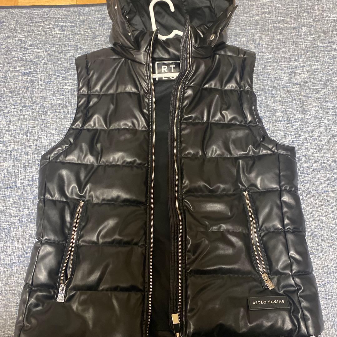 アダムスブラックダウンベスト