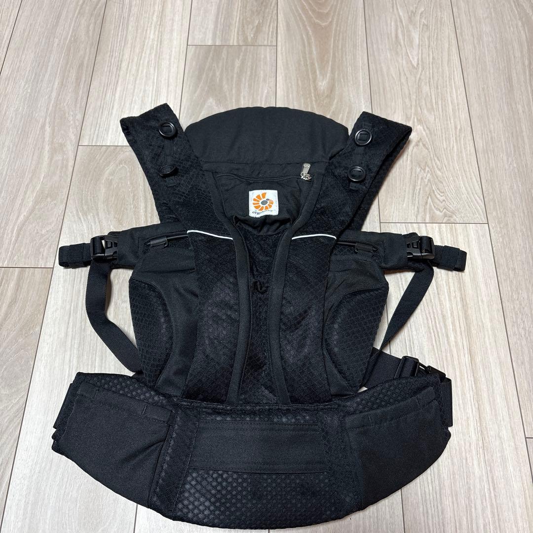 ergobaby OMNI Breeze オムニブリーズ オニキスブラック
