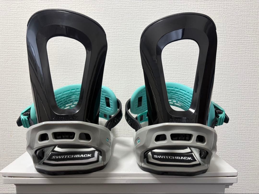 SWITCHBACK スノーボードビンディング ターコイズ/ブラック