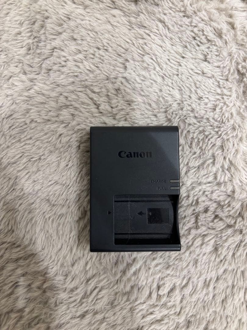 Canon EOSM6 ミラーレス一眼レフ　値下げ交渉可能