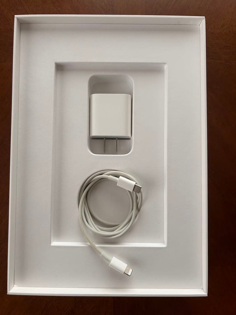 iPad 第9世代 64GB バッテリー100% スペースグレー 本体