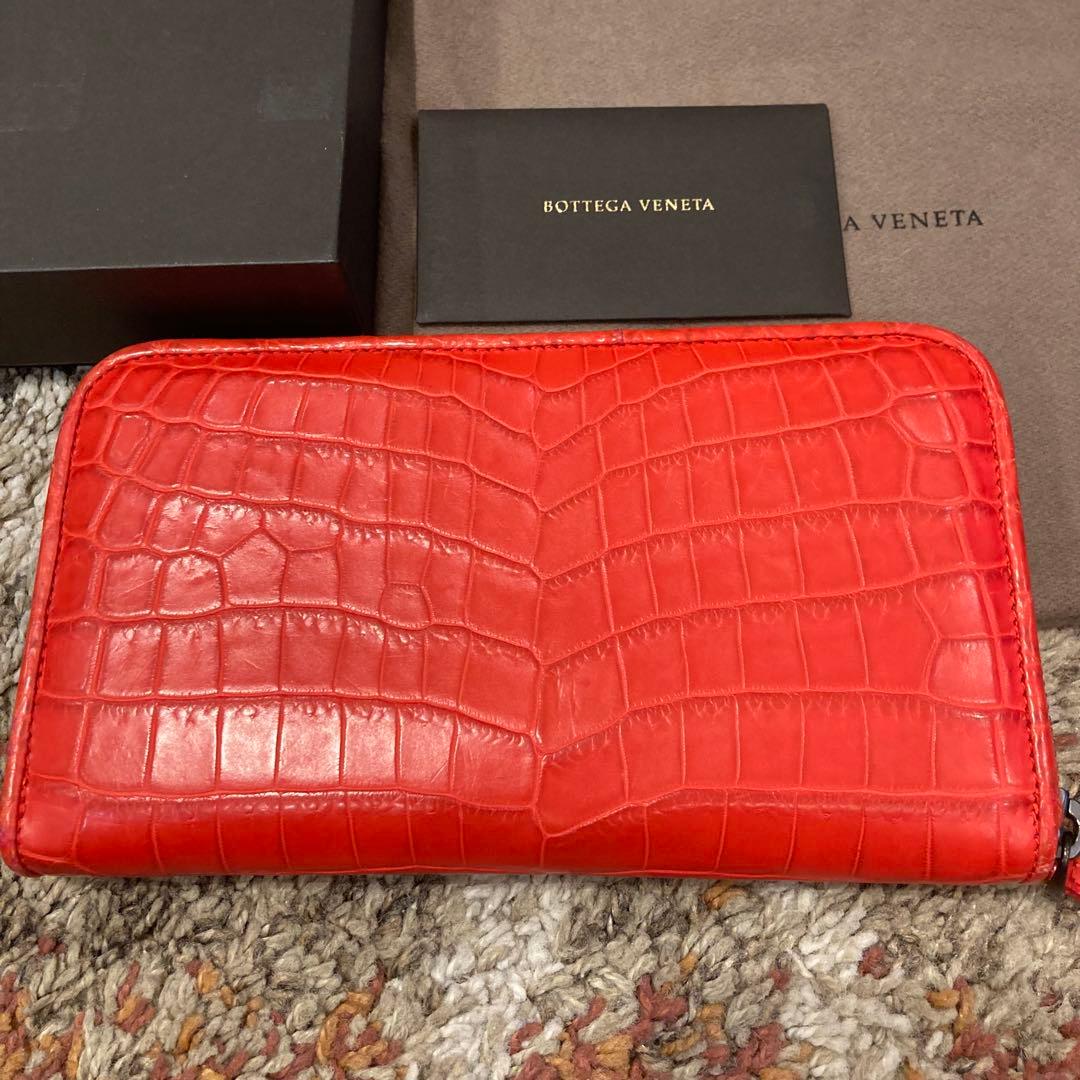 jt様　　　Bottega Veneta レッド 長財布　クロコ