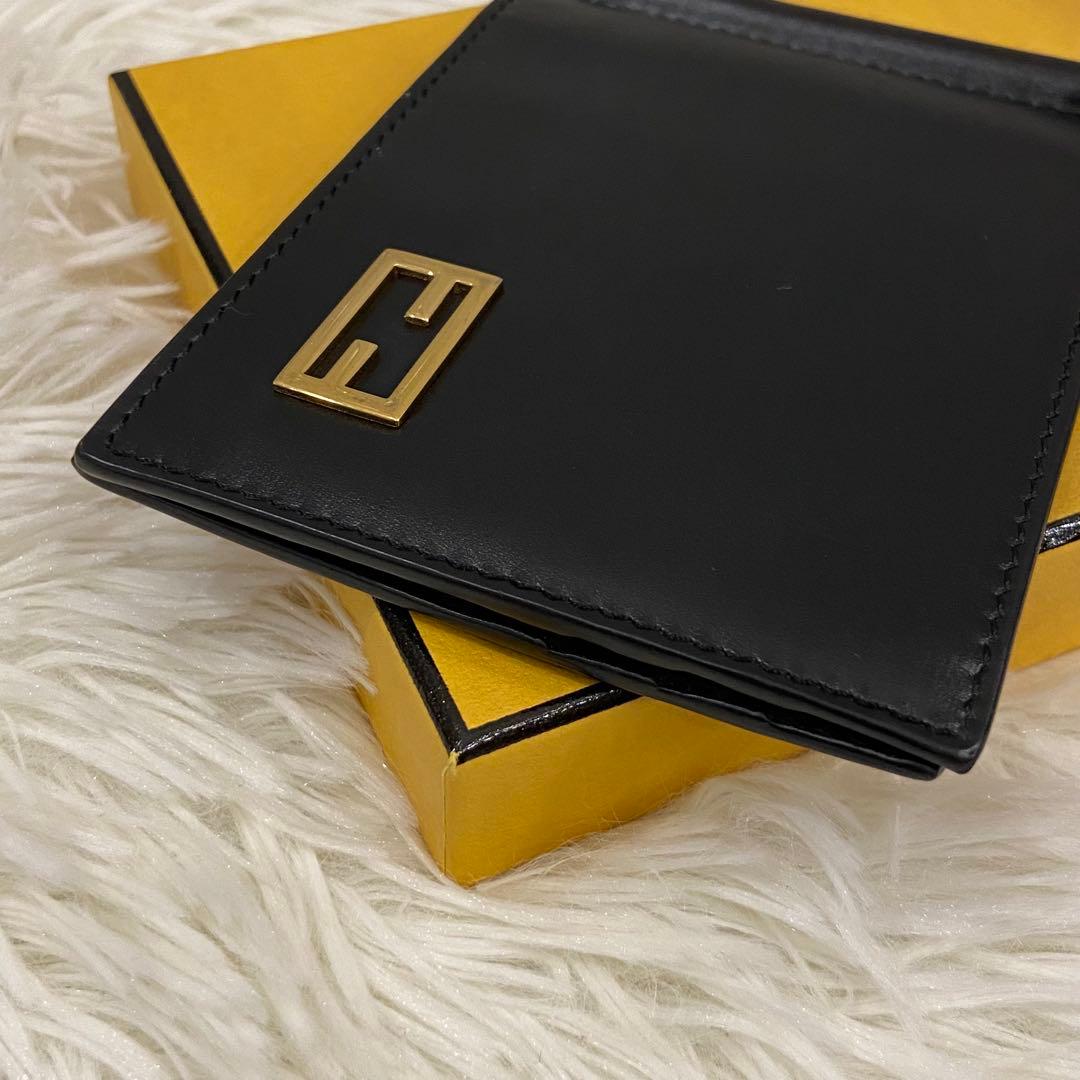 ⭐️未使用級⭐️　FENDI　FFロゴ　マネークリップ　折り財布　ブラック　レザー