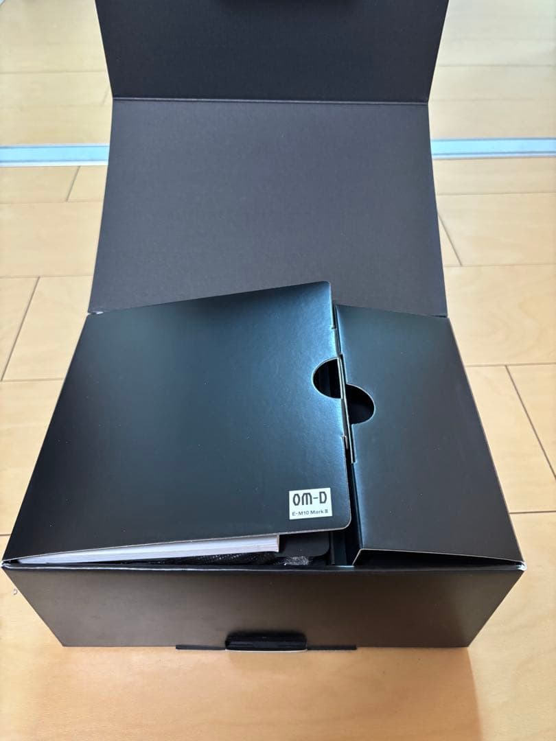 OLYMPUS カメラ レンズ付 箱あり 動作確認済 SDカードあり デジカメ