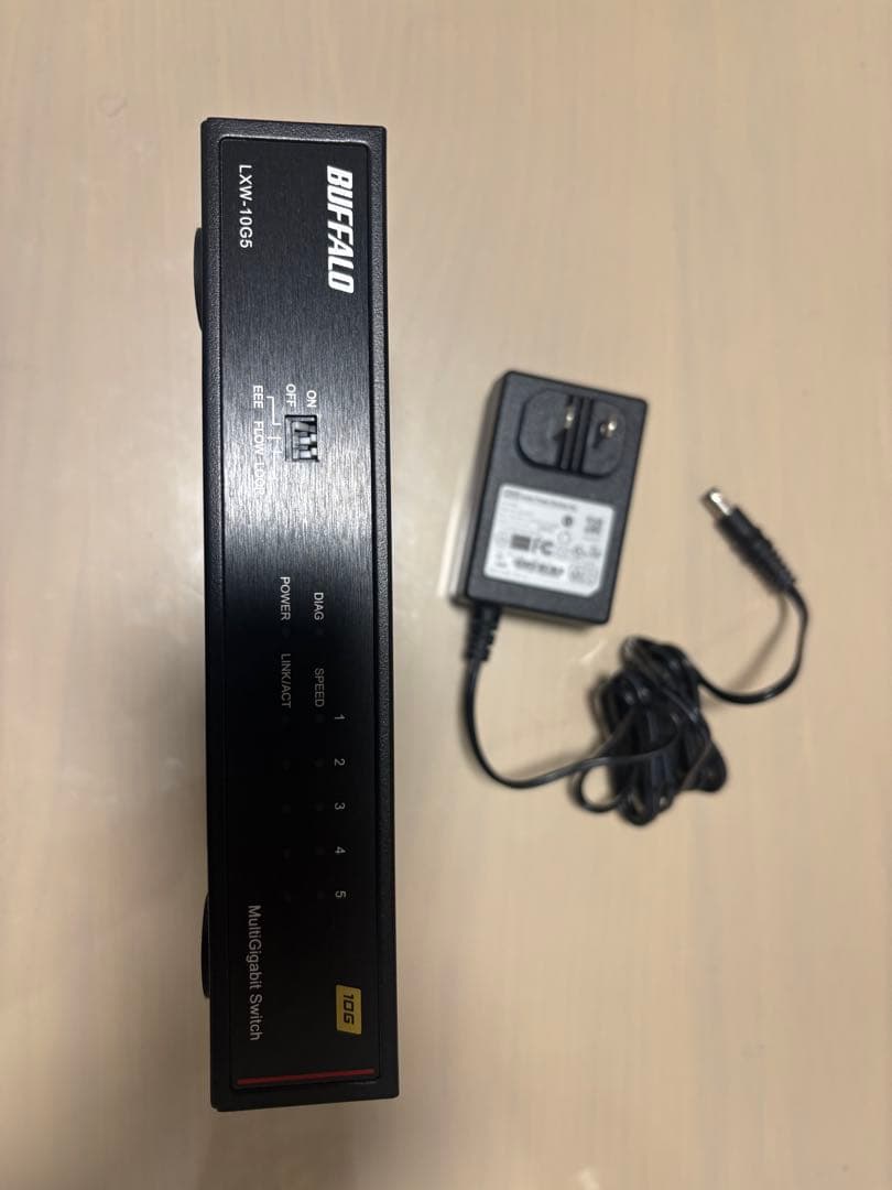 バッファロー5ポートスイッチングハブ LXW-10G5/N