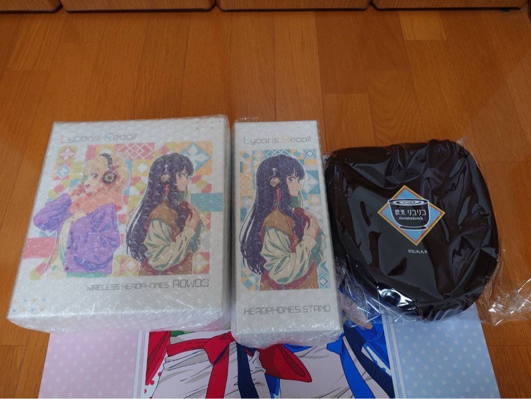 新品ワイヤレスヘッドホン ANIMA AOW03「リコリス・リコイル」たきな