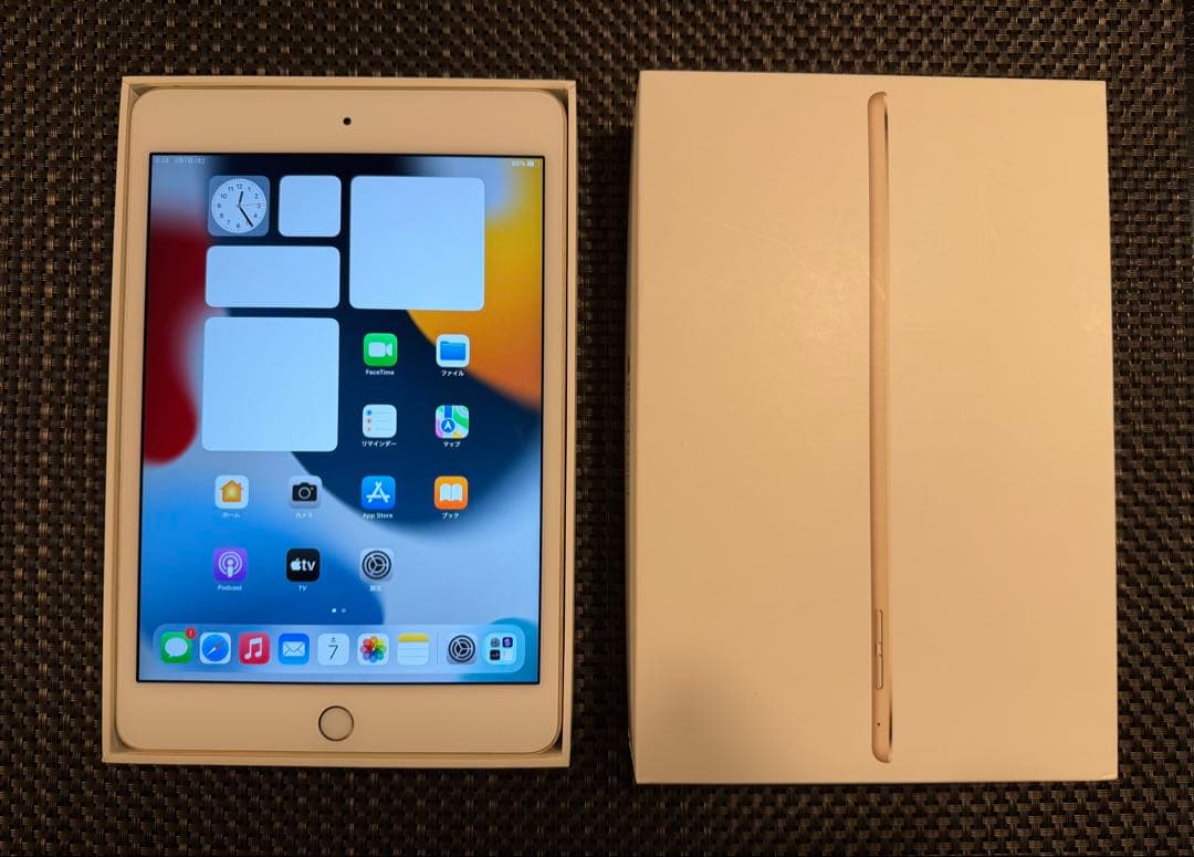 【美品激安】Apple iPad mini4人気ゴールド16GBWi-Fiモデル