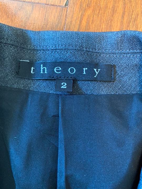 セオリー パンツスーツ