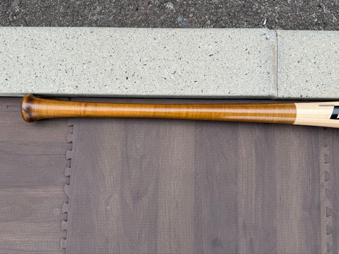 DIO 硬式木製バット　84cm 魚雷　トルピード