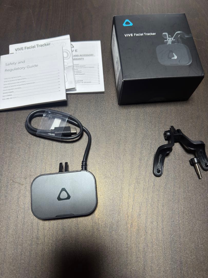 その他 VIVE Facial Tracker