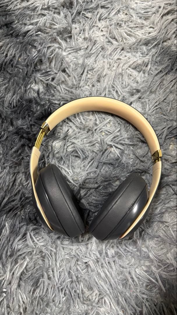 Beats Studio3 ワイヤレスヘッドホン ゴールド