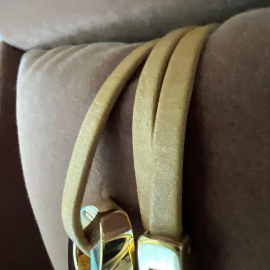 GUCCI ゴールド ブレスレットウォッチ