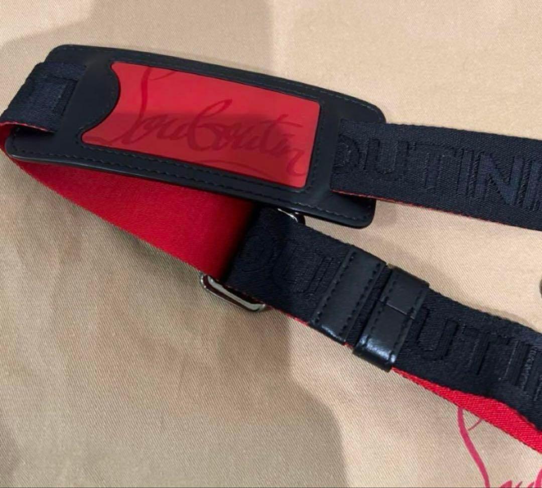 【美品30万】最終お値下げ。クリスチャンルブタン　スニーカーソールルイストート