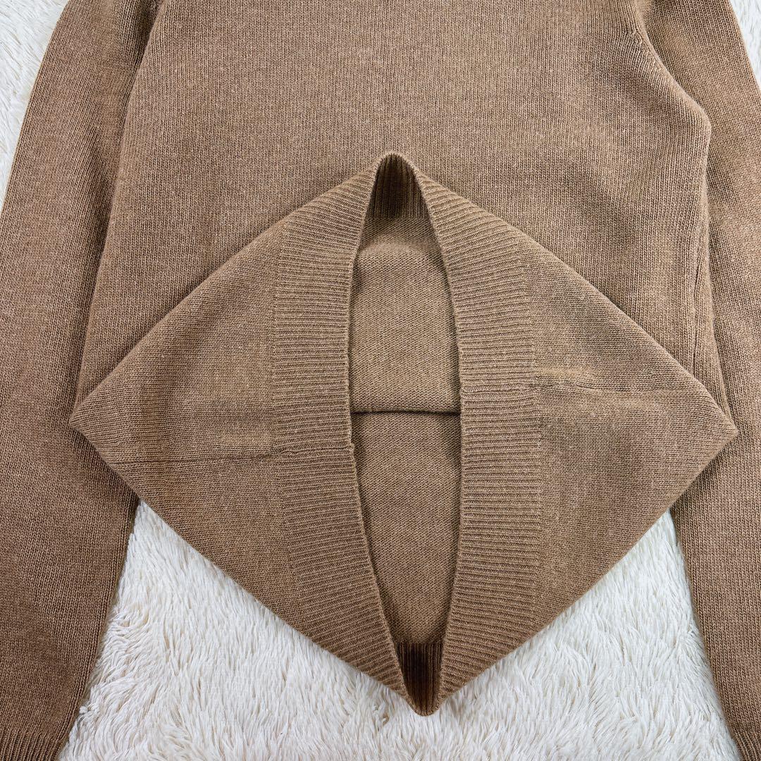 マックスマーラ　カシミヤ混　ベージュ タートルネックニット 長袖　Lサイズ