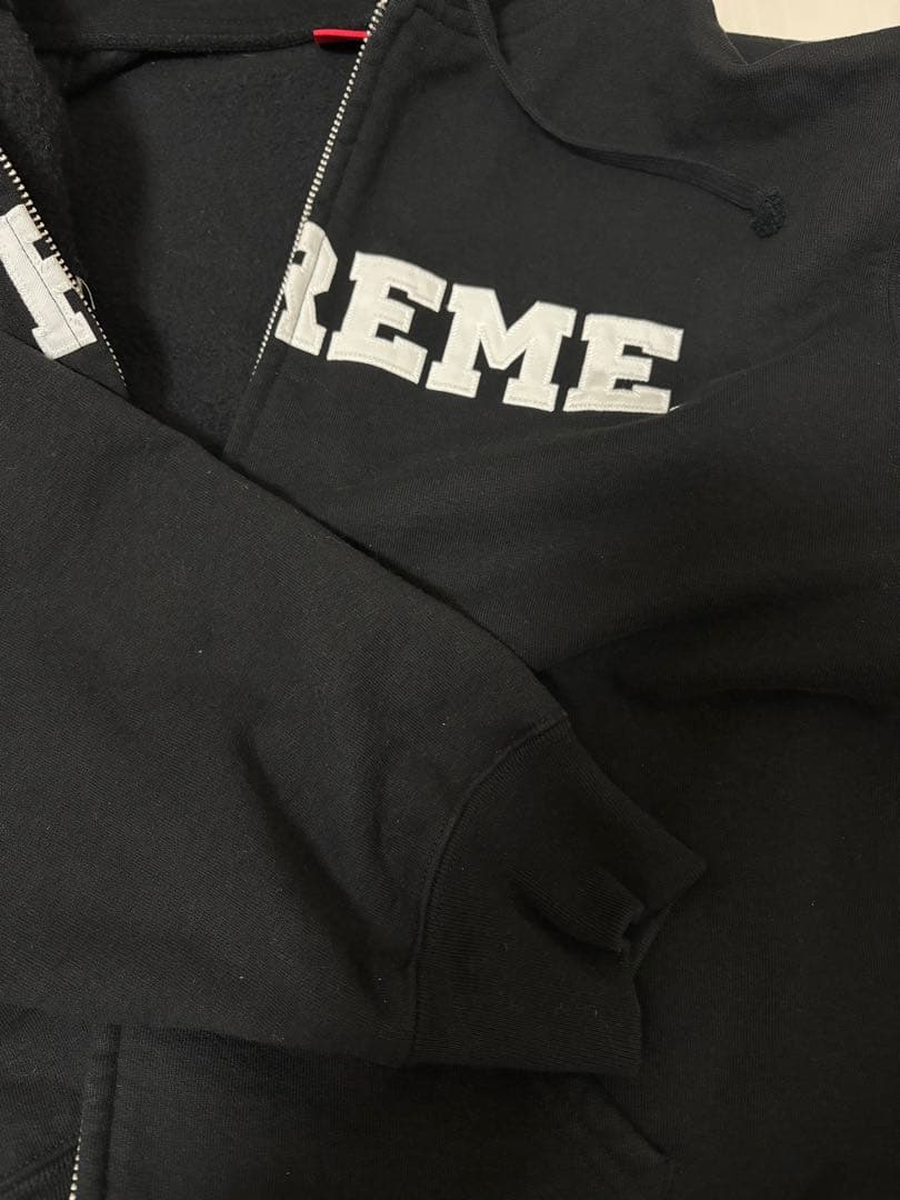 Supreme ブラック ジップフーディー/パーカー