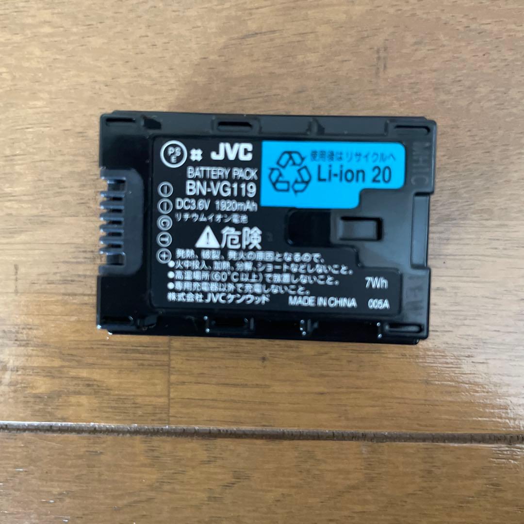 JVC Everio GZ-E770 レッド ビデオカメラ