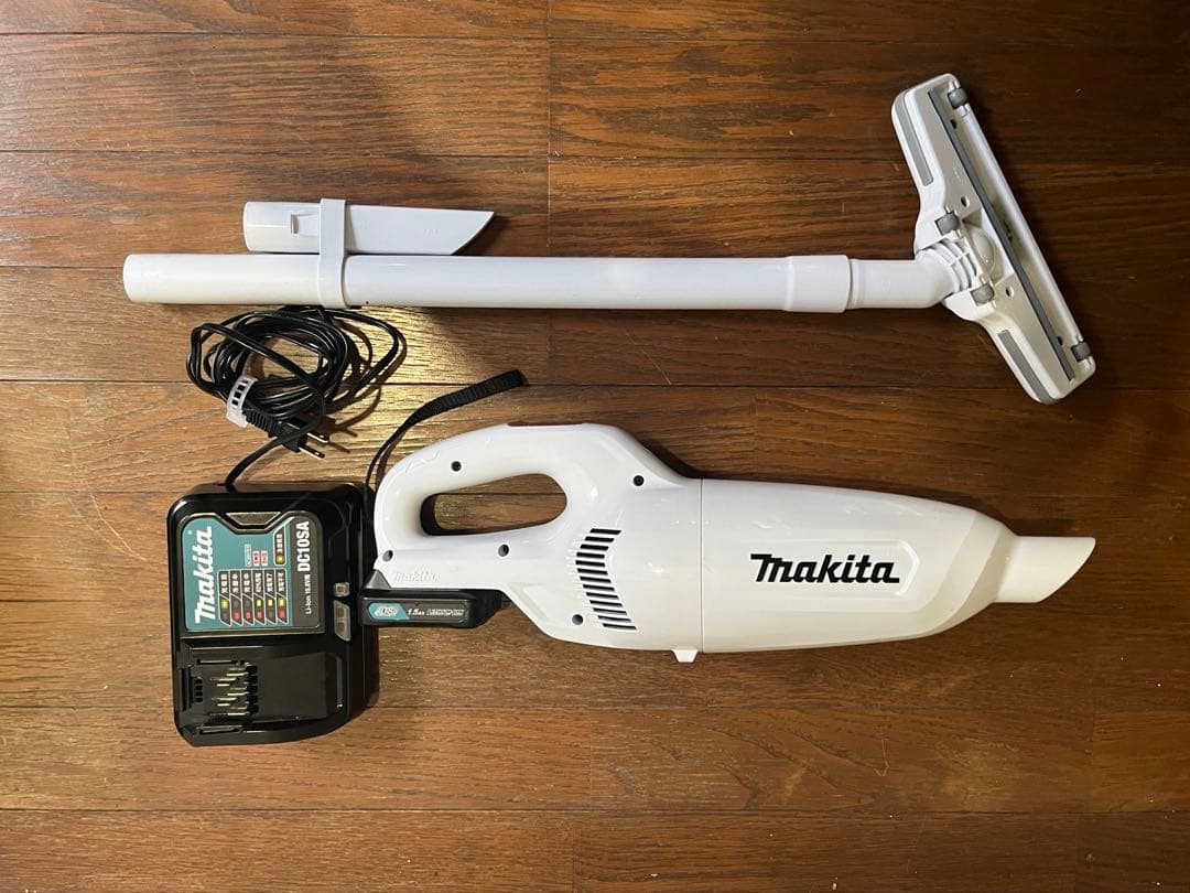 makitaマキタ コードレス掃除機CL108FD充電器バッテリー付 新品同様