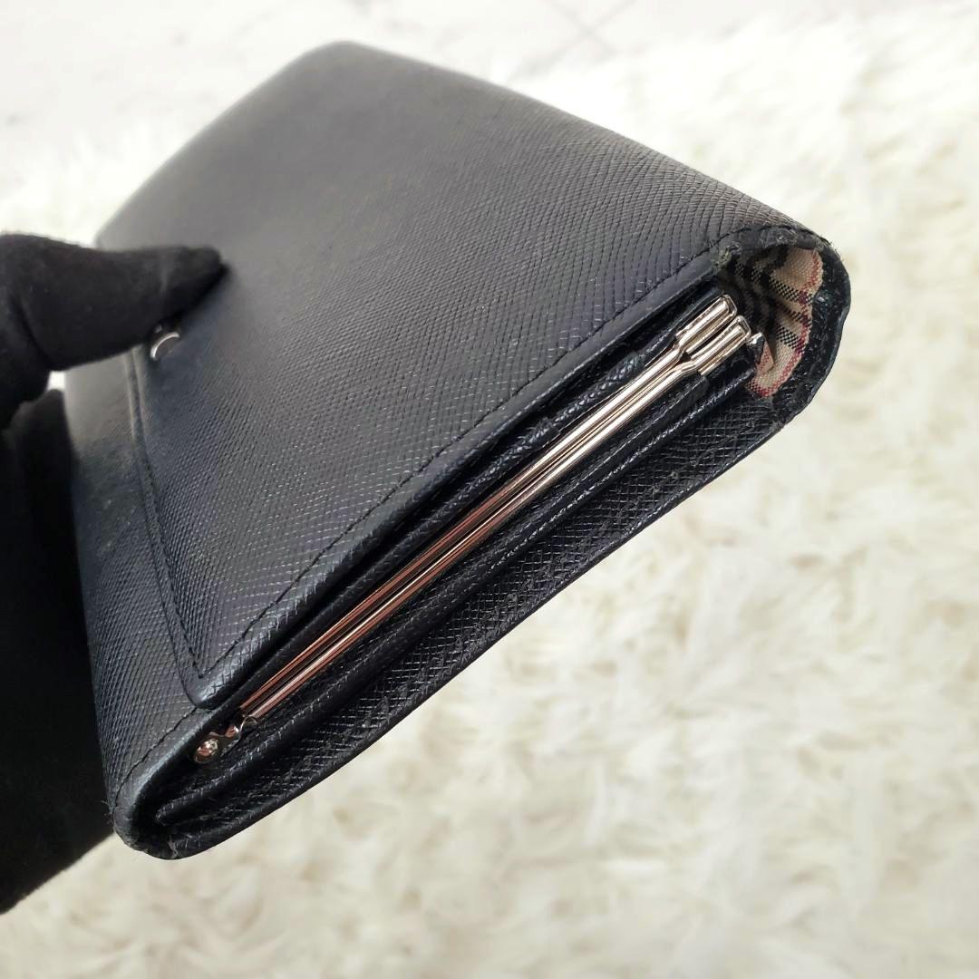 美品 人気モデル バーバリー 長財布 ノバチェック がま口 ブラック 大容量