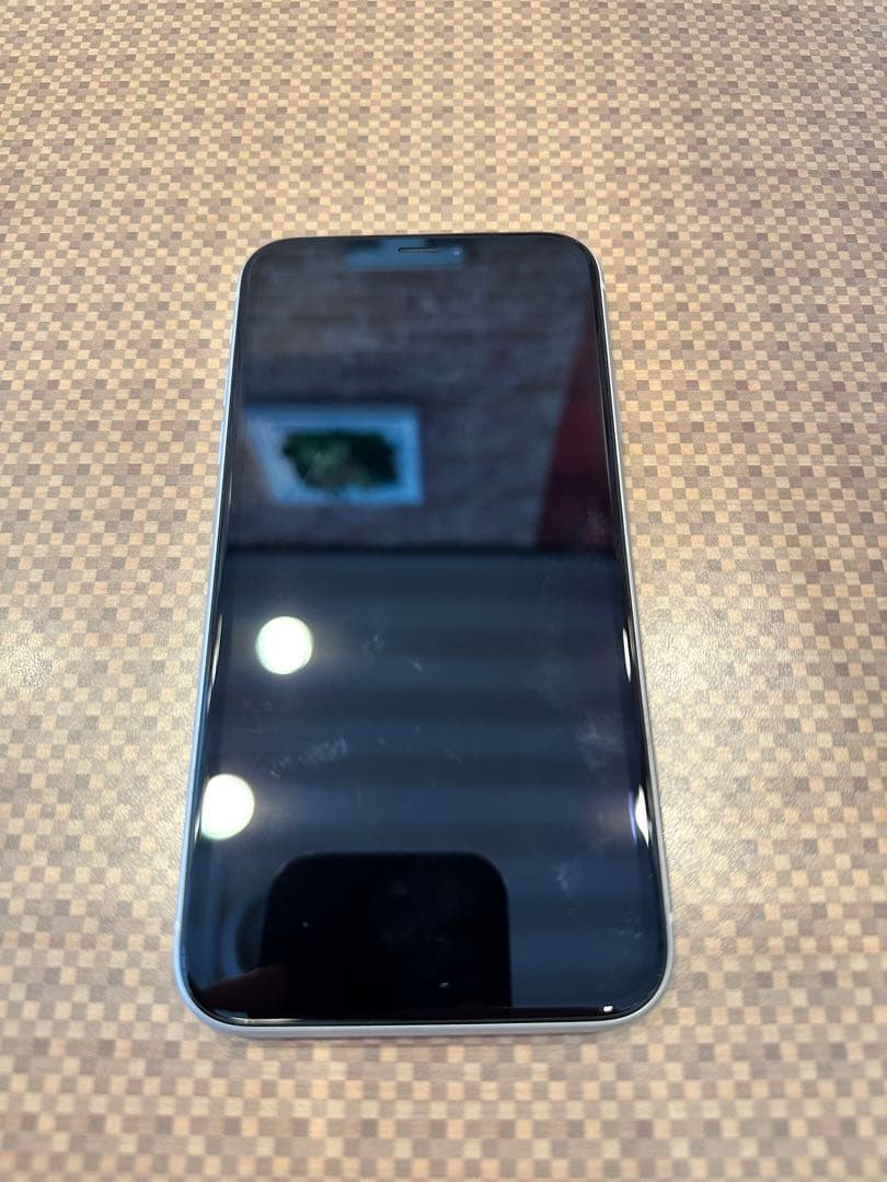 Apple iPhone XR ホワイト 本体