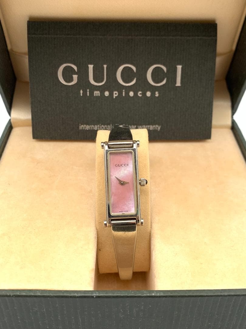 【不動】GUCCI バングルウォッチ　ピンク　腕時計