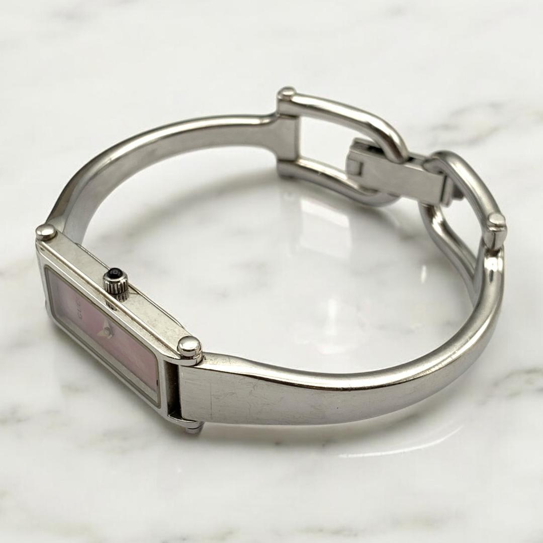 【不動】GUCCI バングルウォッチ　ピンク　腕時計