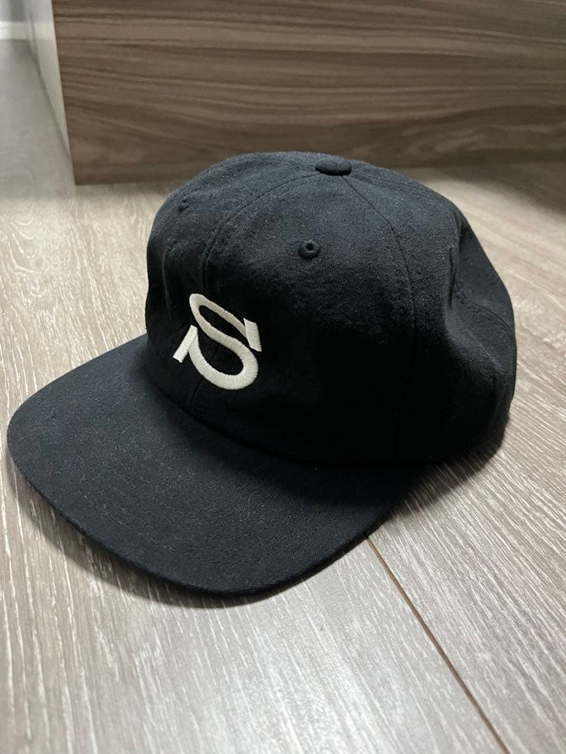 ステューシー　スナップバック　キャップ