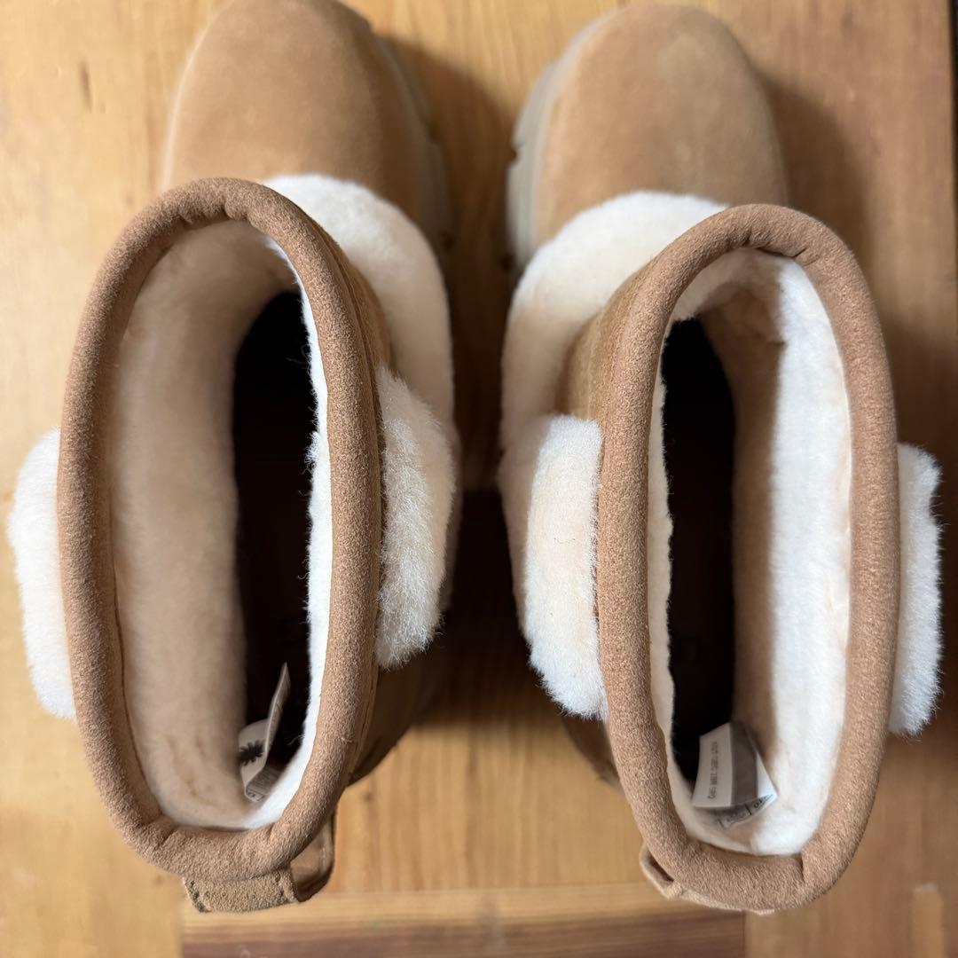 【美品】UGG W ROOKLYN SUNBURST 23.5cm